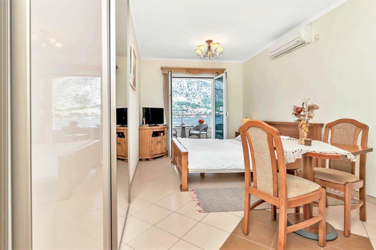 Apartments Jovanovic Kotor Eksteriør billede